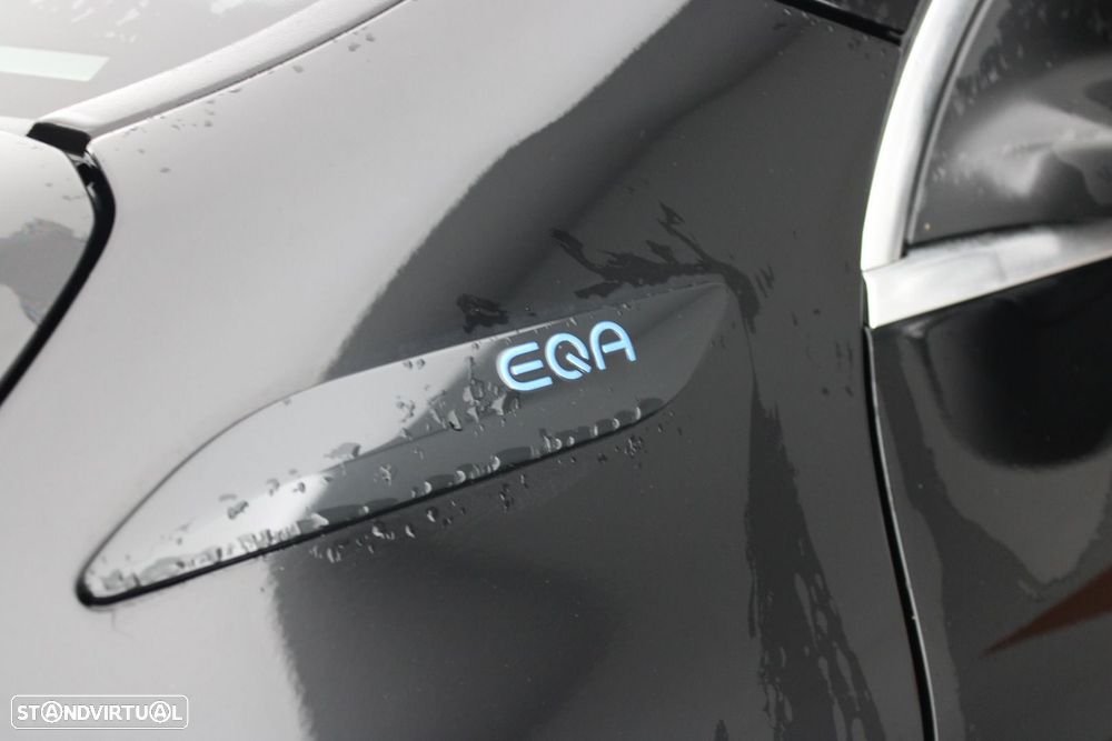 Mercedes-Benz EQA 250 AMG Line — fotografia 37