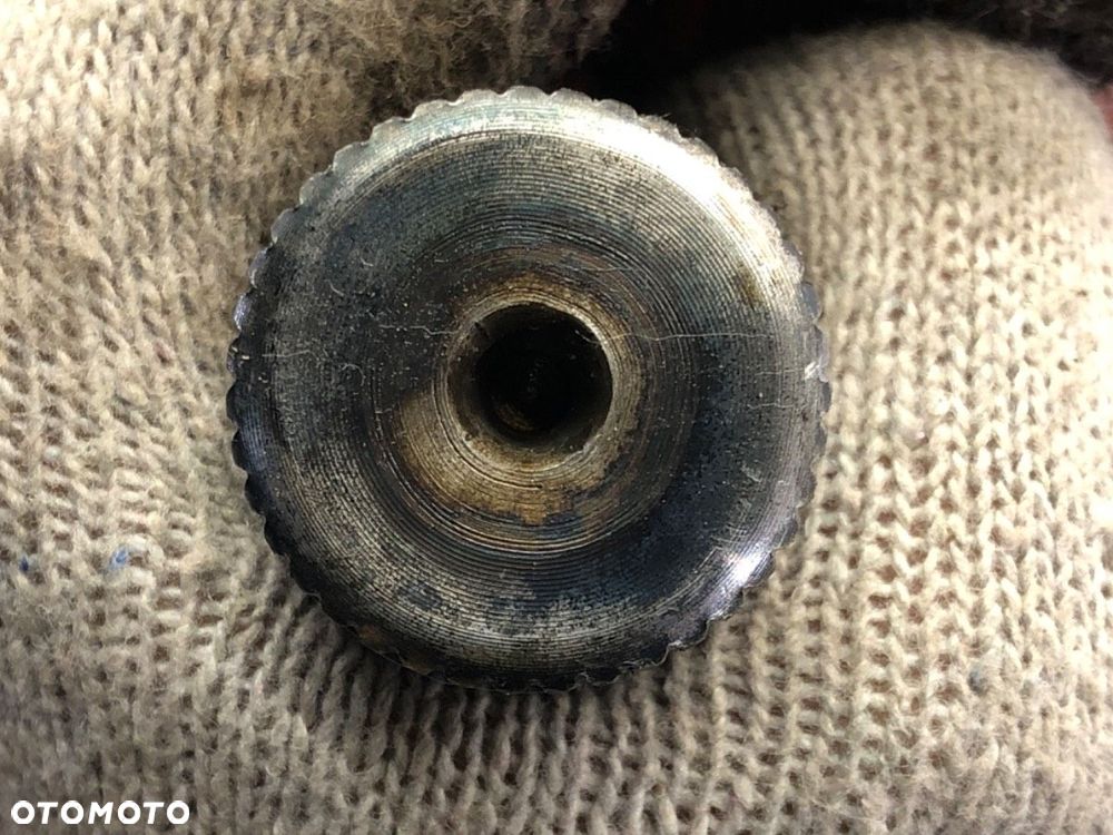 PÓŁOŚ PRAWY PRZÓD  RENAULT LAGUNA III (BT0/1) 2007 - 2015 2.0 dCi (BT01, BT08, BT09, BT0E, BT0K, - 4