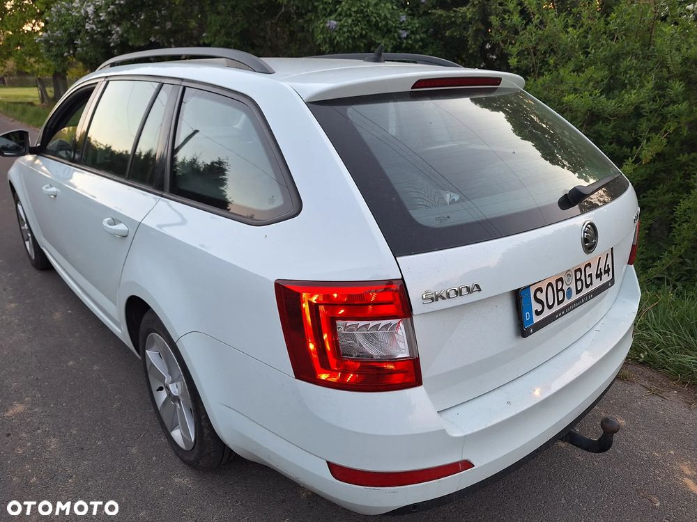 Skoda Octavia 2.0 TDI Style - 16