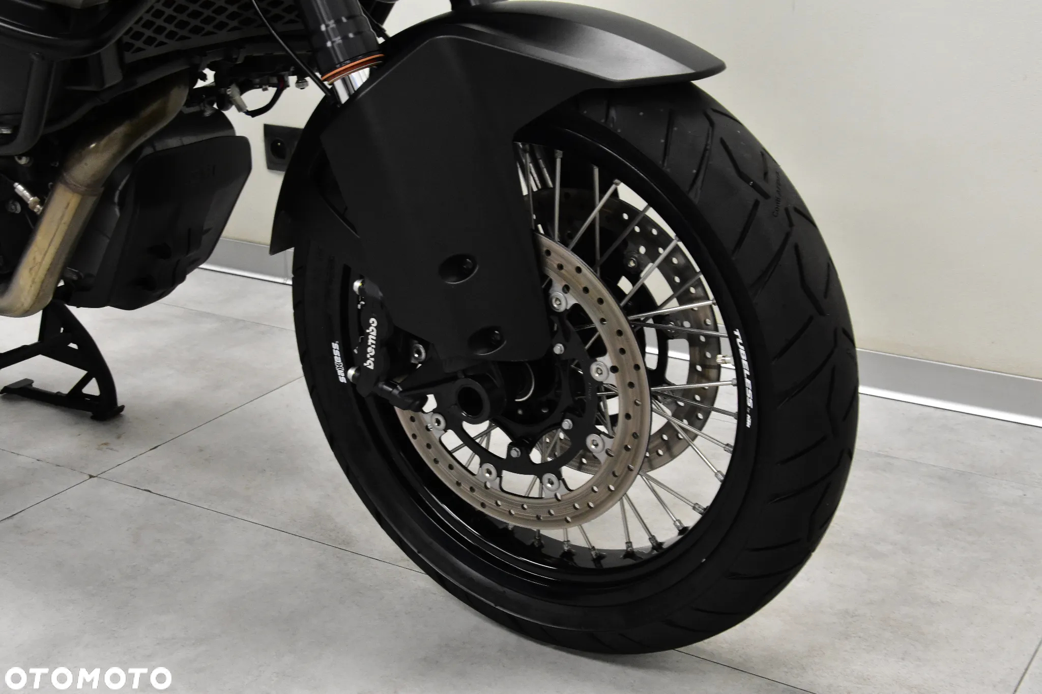 KTM Adventure - 32