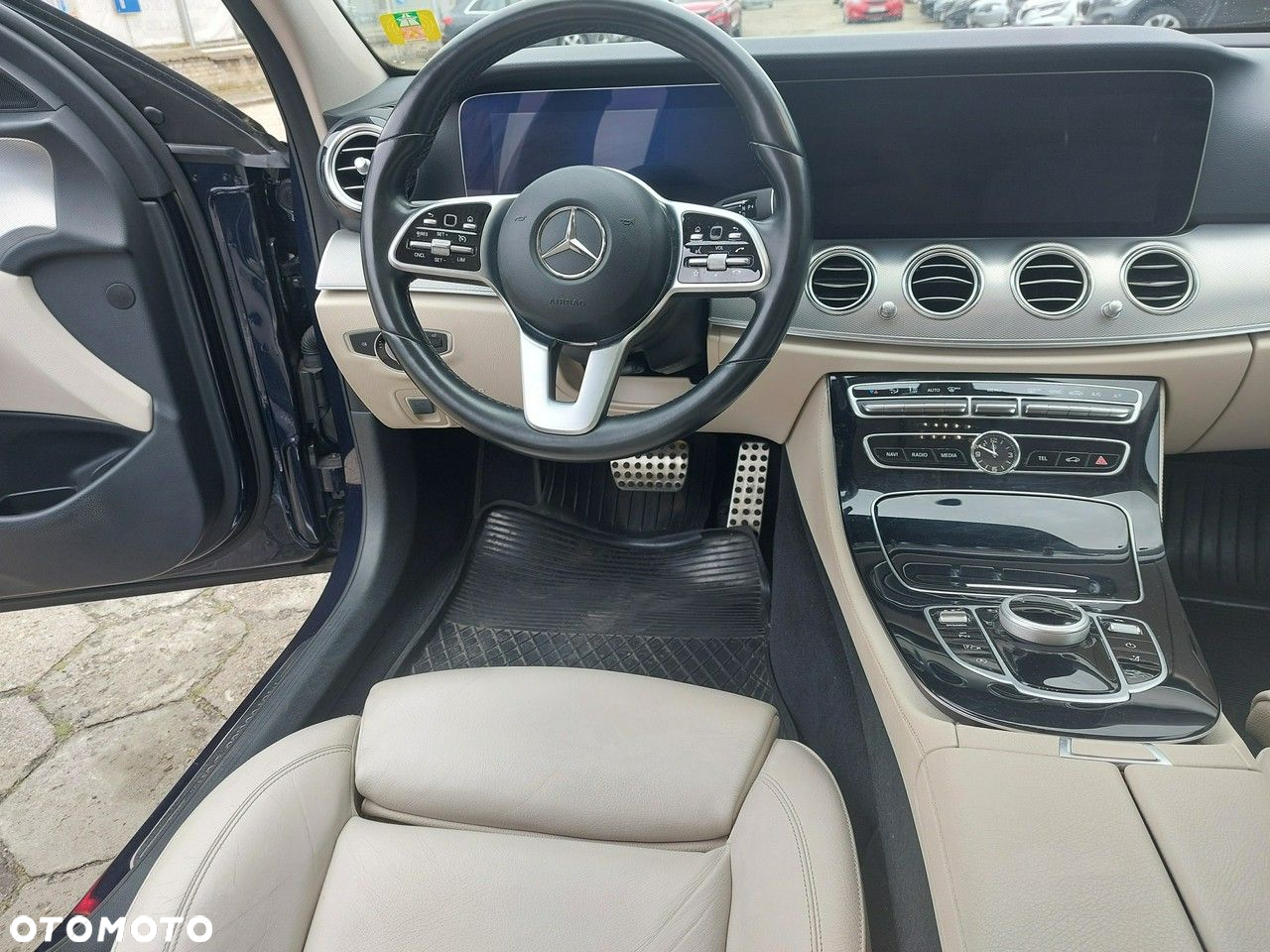 Mercedes-Benz Klasa E - 18