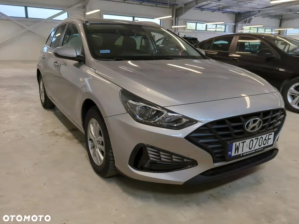 Hyundai i30 1.5 DPI Classic + - 2