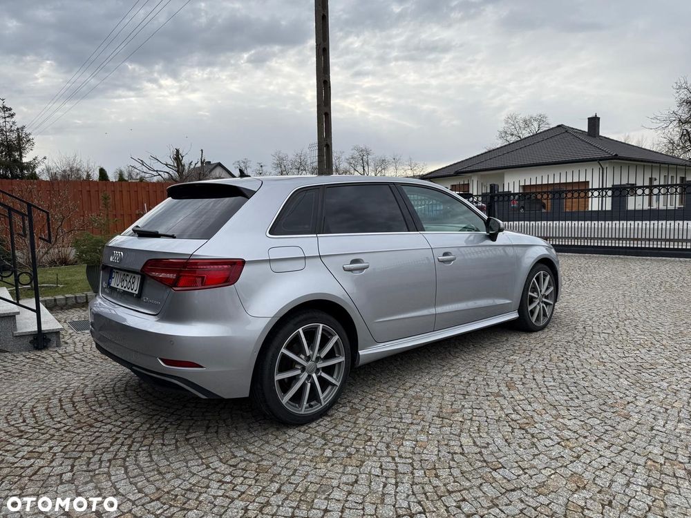 Audi A3 Sportback - 6