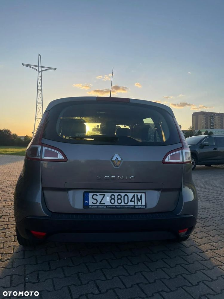 Renault Scenic - 9