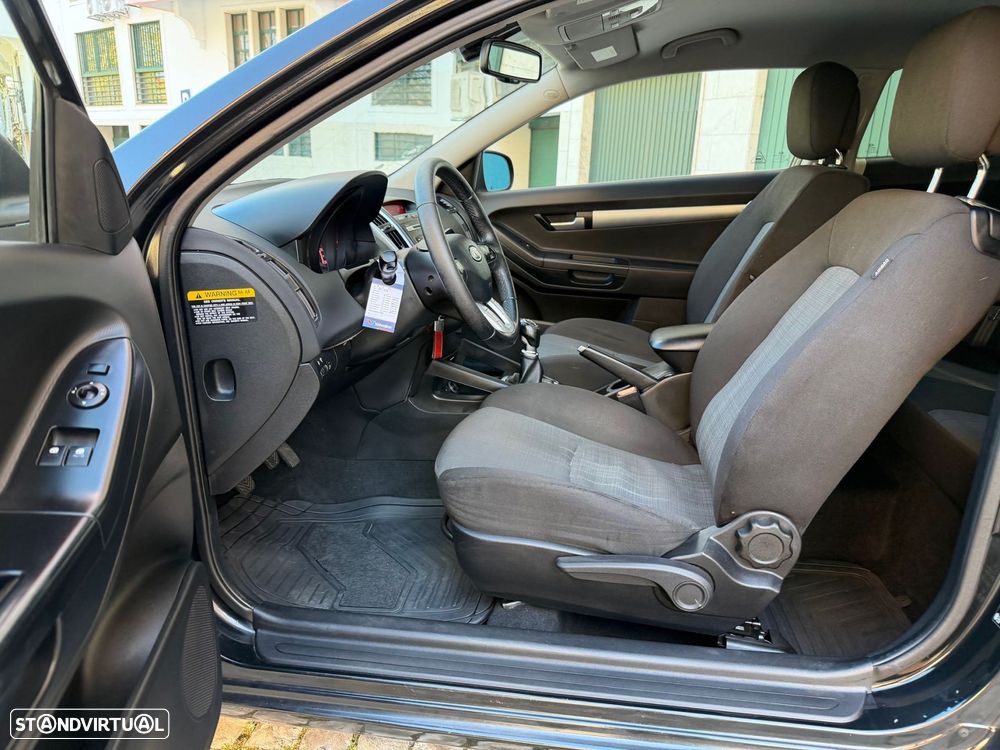 Kia Ceed S Coupé 1.4 CVVT EX ISG - 9