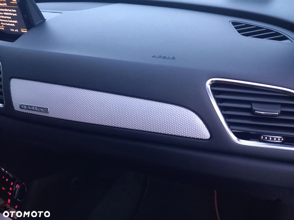 Audi Q3 2.0 TDI Quattro Design S tronic - 10