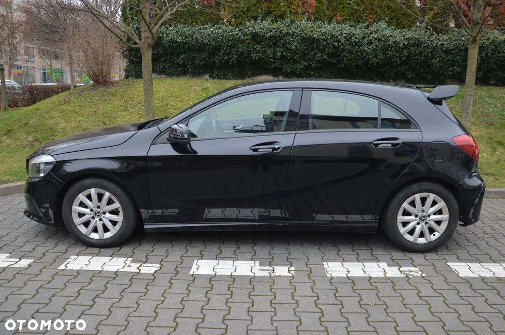 Mercedes-Benz Klasa A 180 BlueEFFICIENCY Edition - 2
