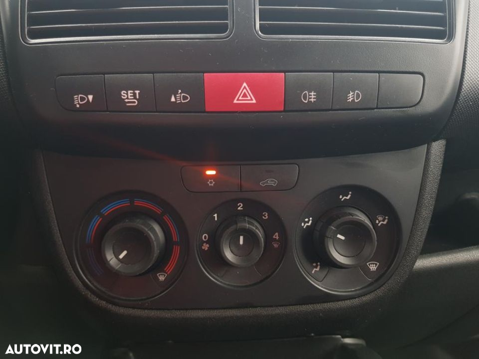 Opel Combo - 29