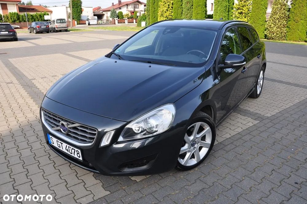Volvo V60 D3 Momentum - 6