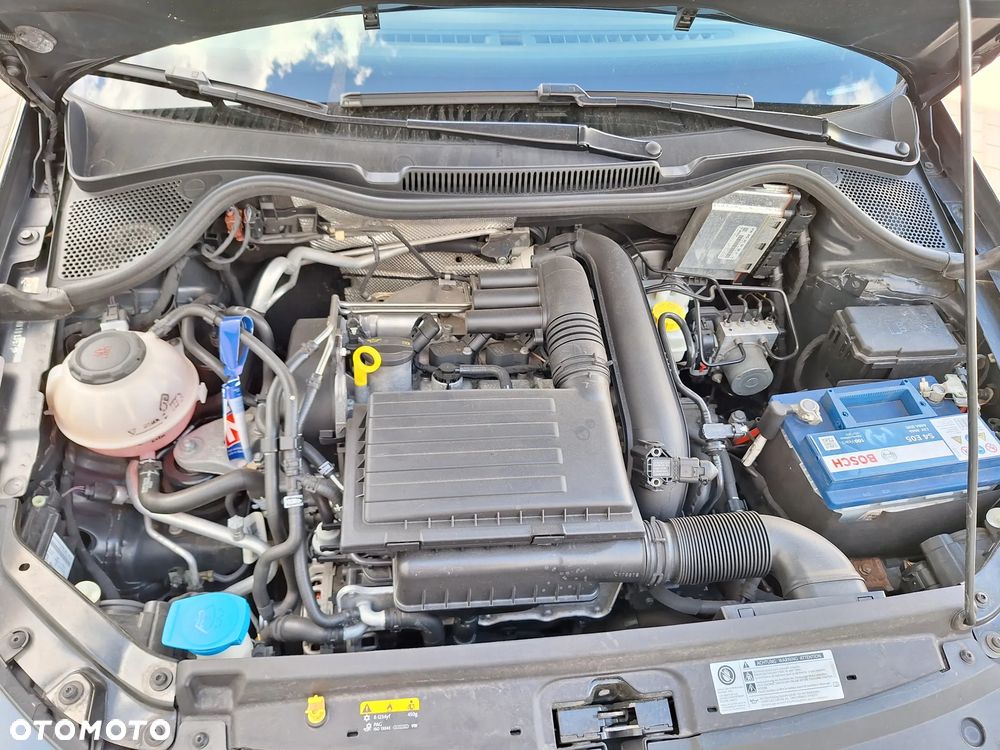 Volkswagen Polo - 12