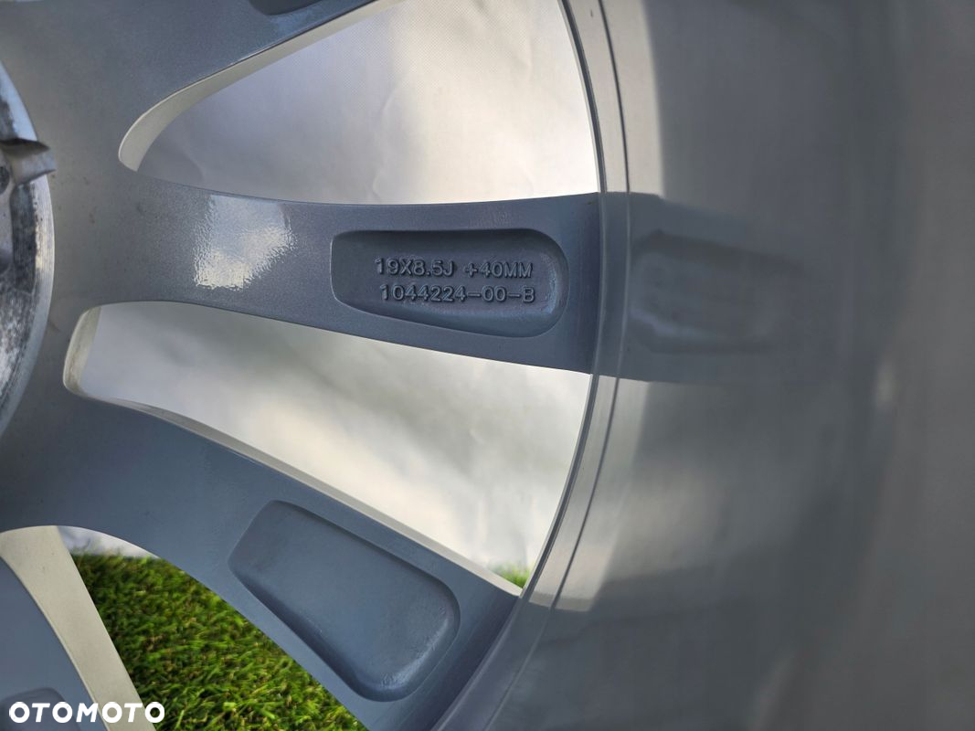 FELGA TESLA MODEL 3 19'' 8.5x19 ET40 1044224-00-B - 6