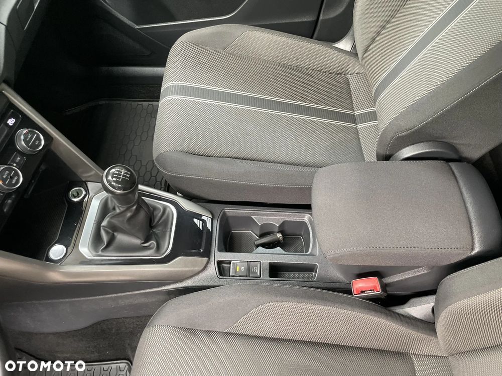 Volkswagen T-Roc 1.0 TSI Advance - 27