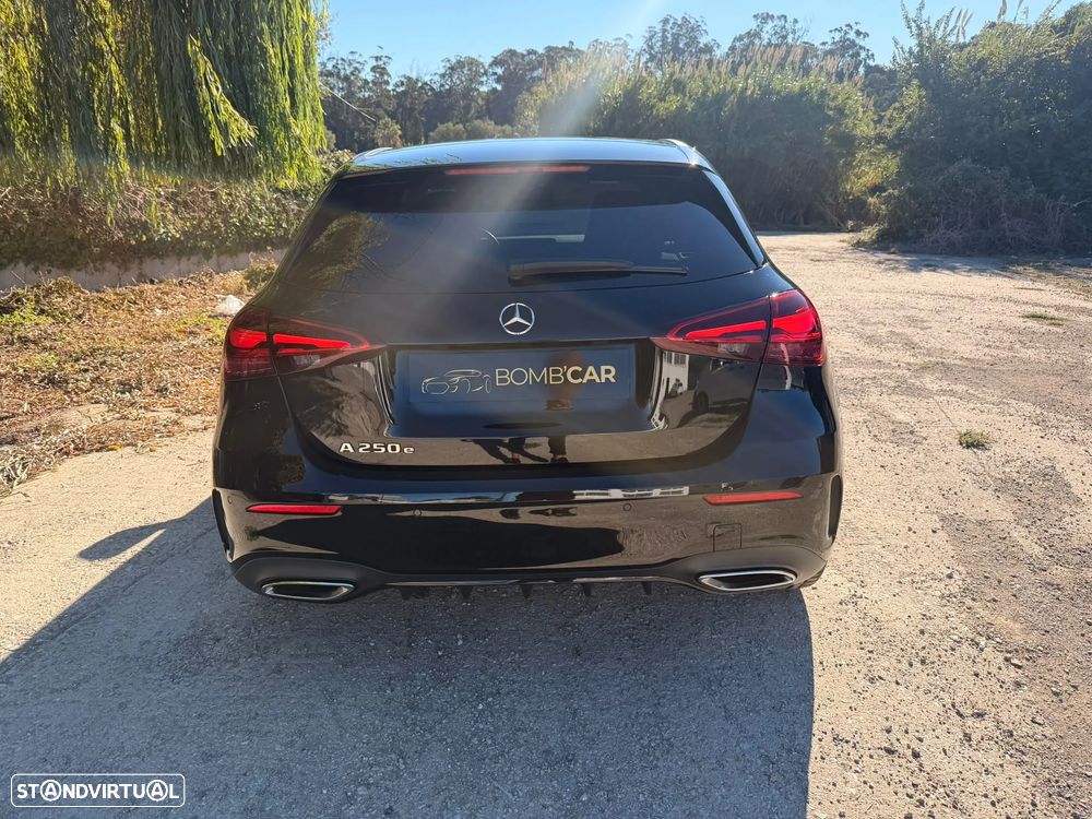 Mercedes-Benz A 250 e AMG Line - 10