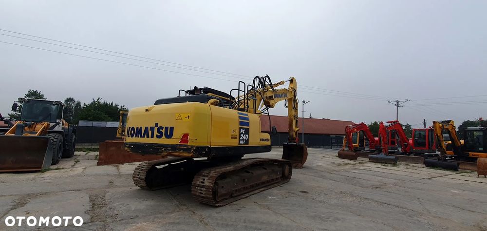 Komatsu PC240 NLC-10 - 4