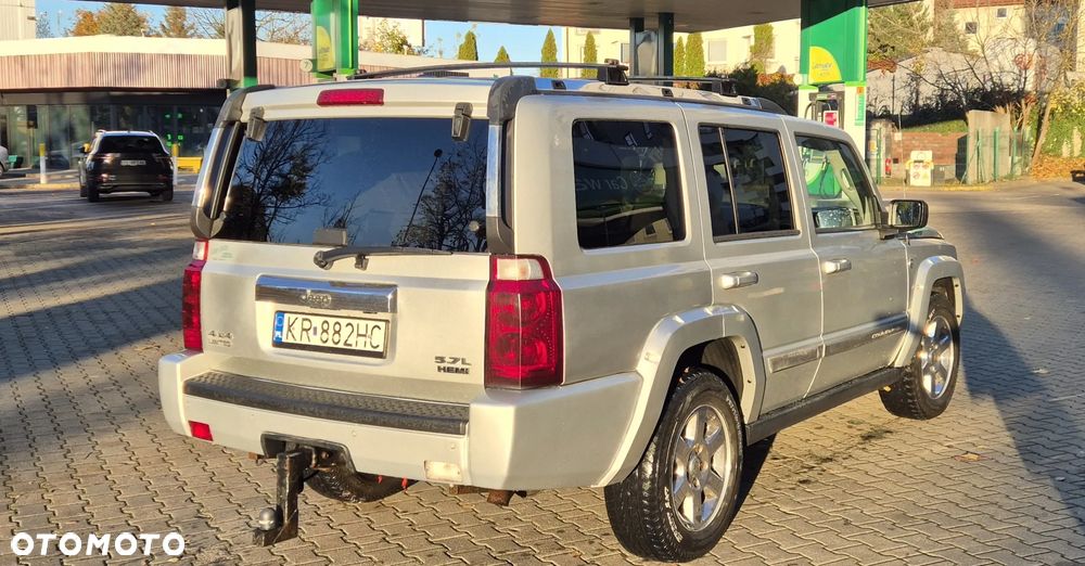 Jeep Commander 5.7 V8 HEMI Automatik Limited - 2