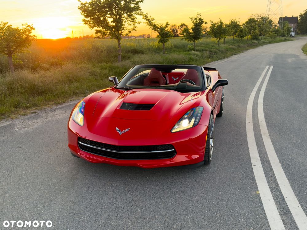 Chevrolet Corvette - 35