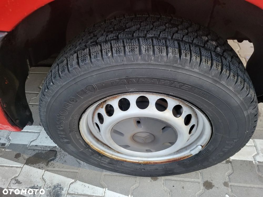 Mercedes-Benz Sprinter - 29