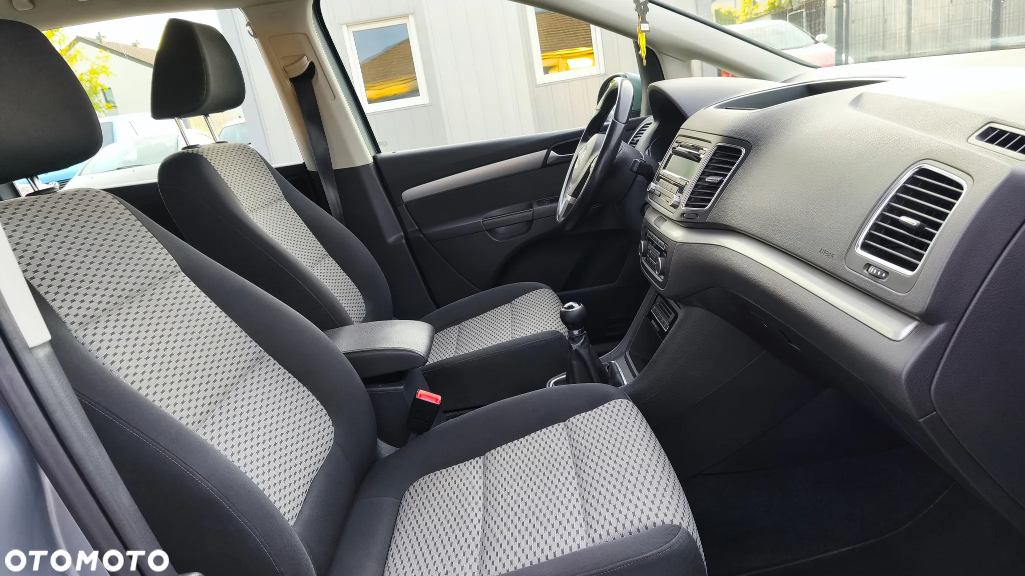 Volkswagen Sharan 2.0 TDI Trendline - 22