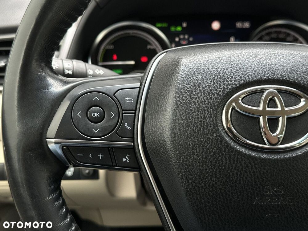 Toyota Camry 2.5 Hybrid Executive CVT - 19