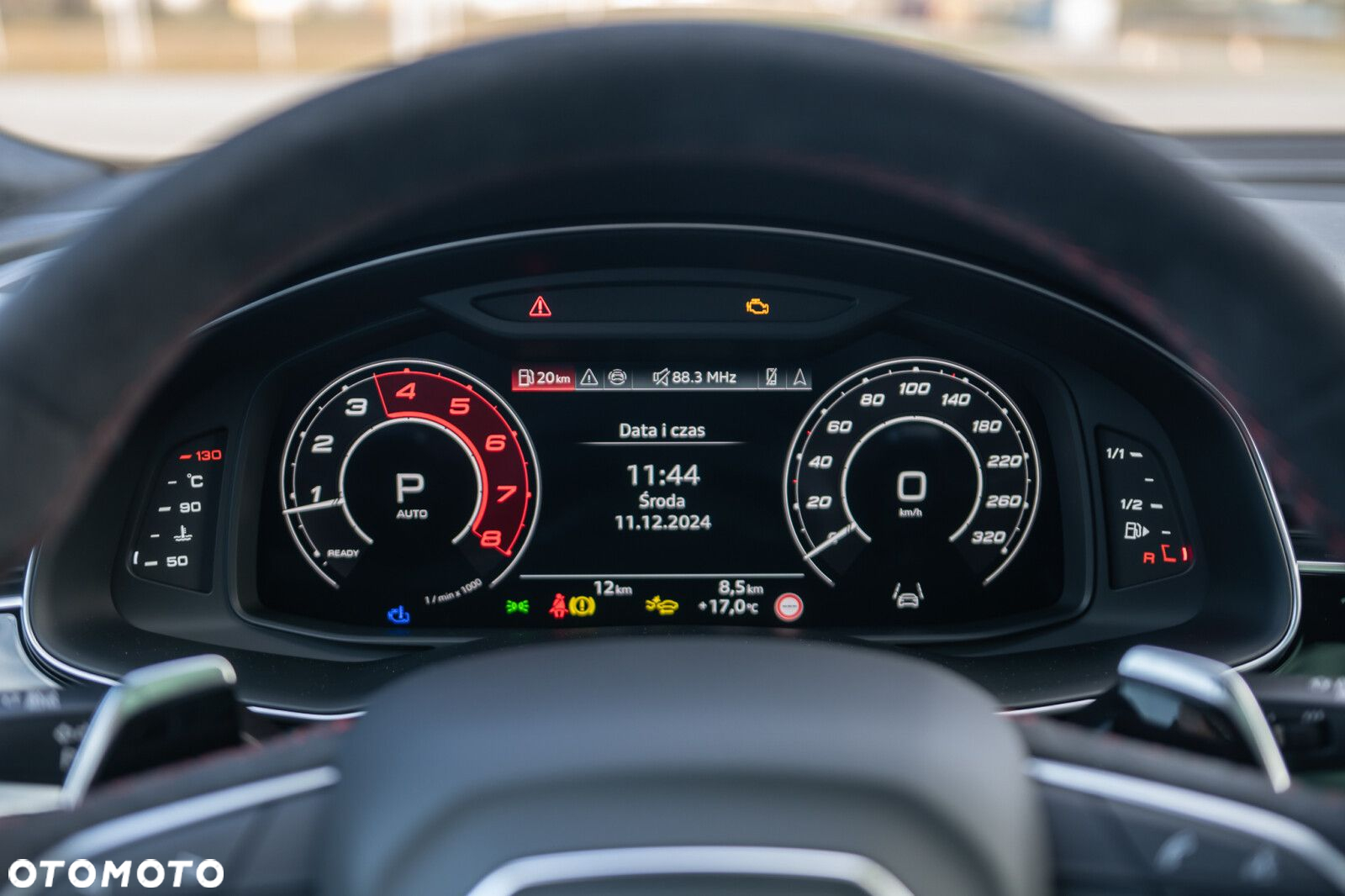 Audi RS Q8 - 25