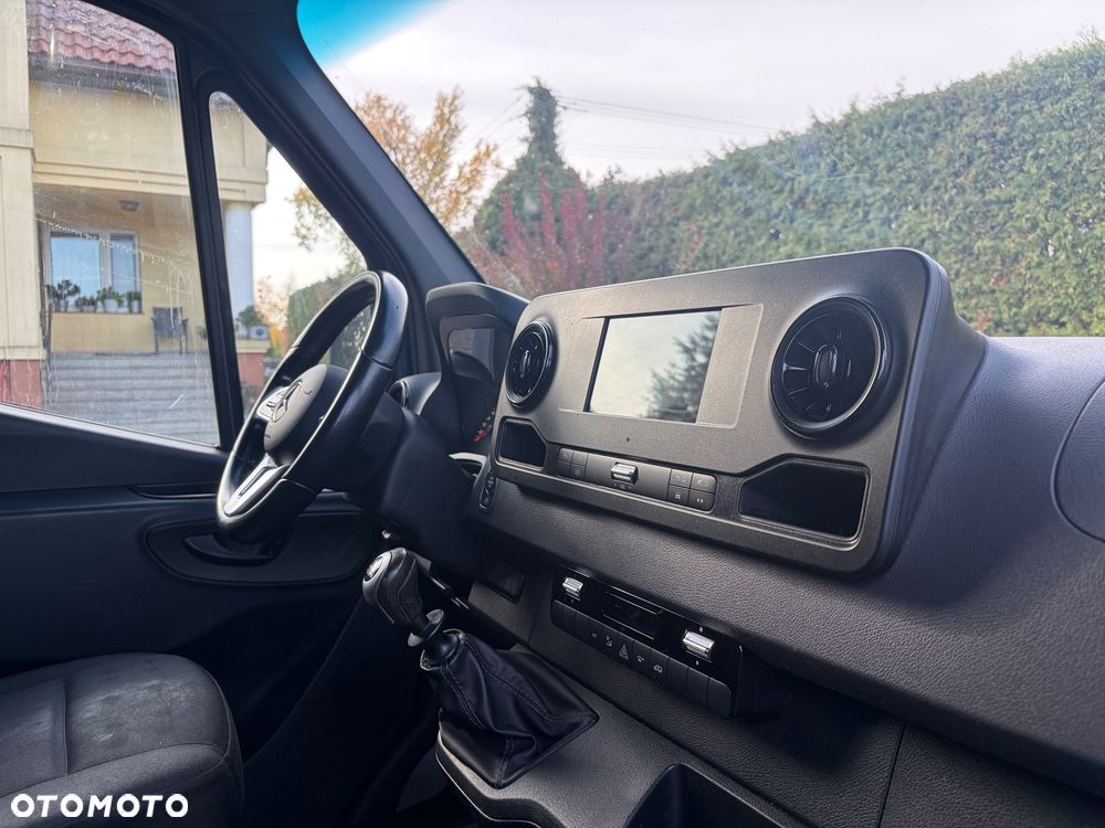 Mercedes-Benz Sprinter 314 - 17