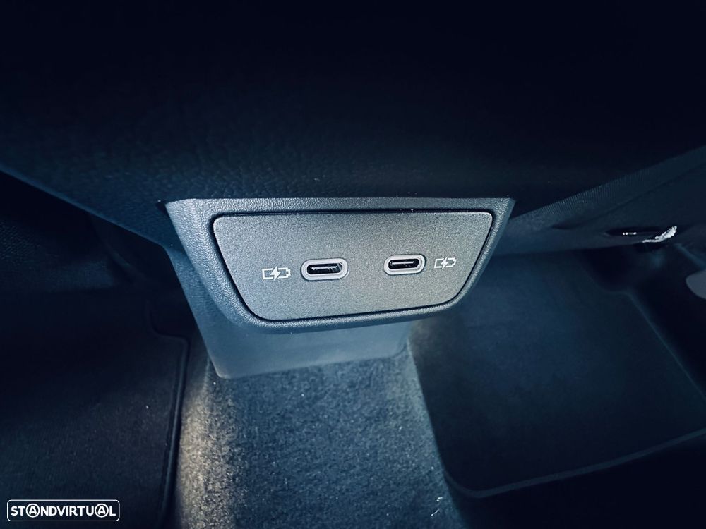 VW Taigo 1.0 TSI Urban DSG - 12