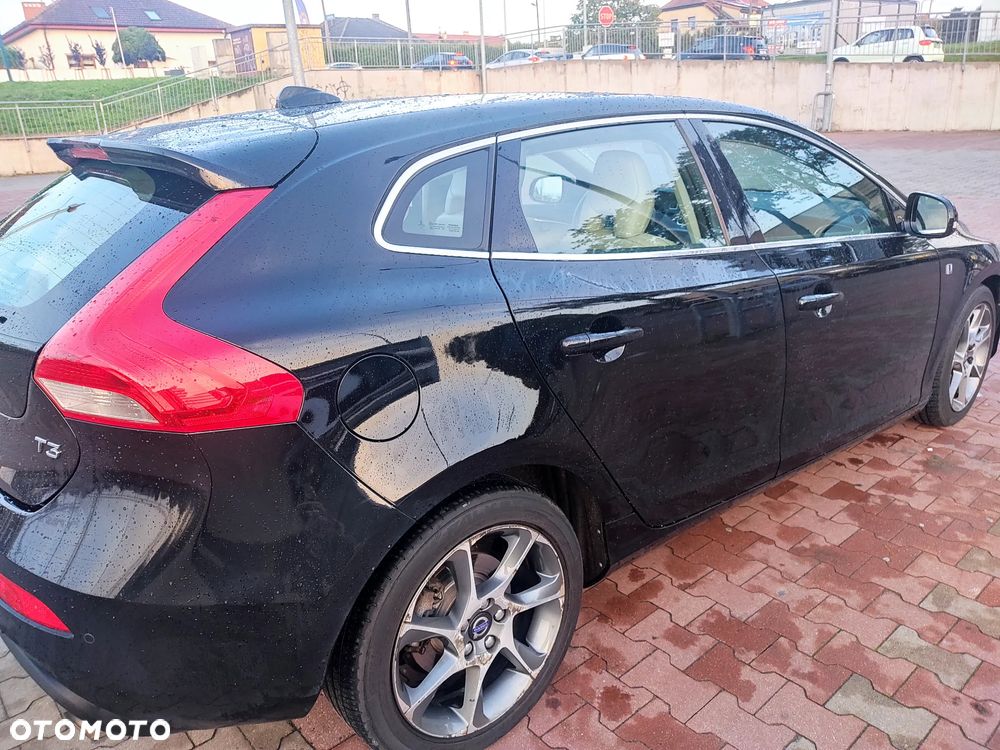 Volvo V40 T3 Drive-E Ocean Race - 9
