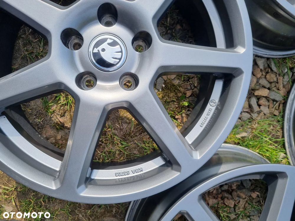 VW PASSAT B8, tiguan,T-ROC,AUDI Q3, SEAT,skoda alu 6,5x17 ET38 bdb stan - 9