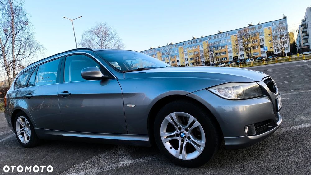 BMW Seria 3 318d DPF Edition Exclusive - 3