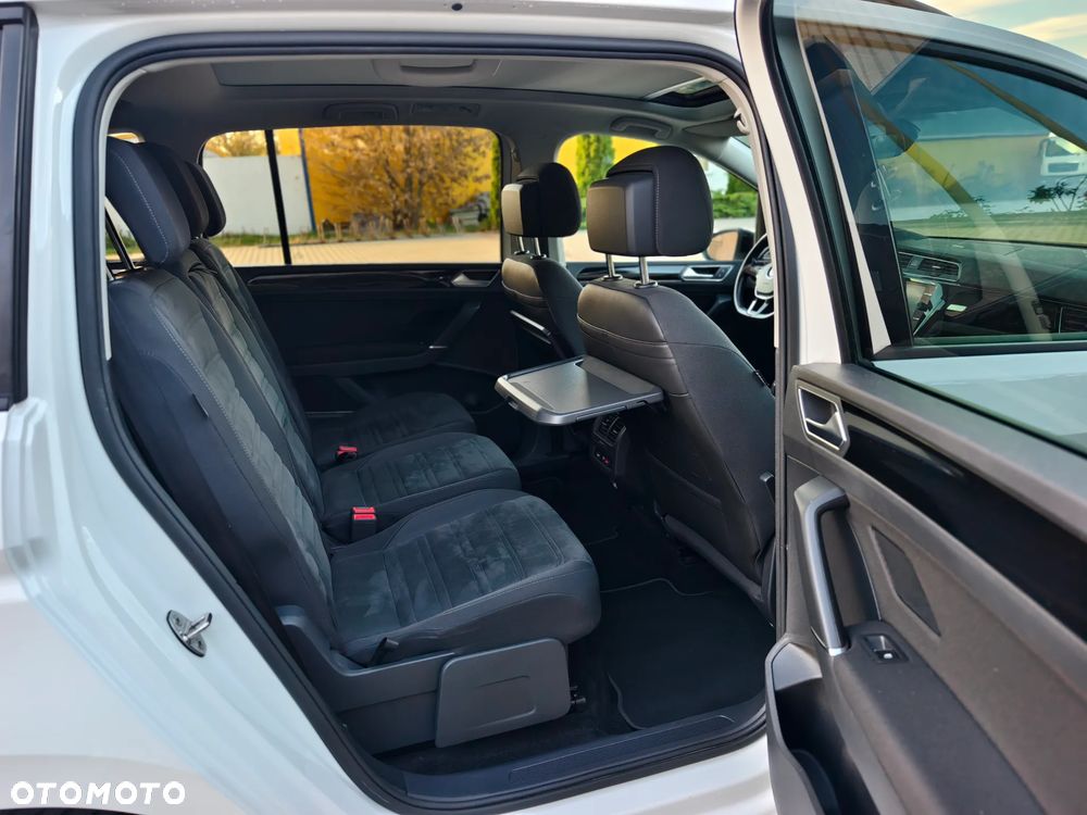 Volkswagen Touran 1.5 TSI ACT OPF DSG UNITED - 21
