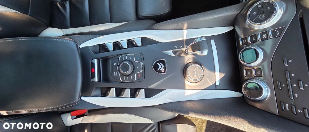 Citroën DS5 2.0 HDi Hybrid4 Pure Pearl MCP - 12