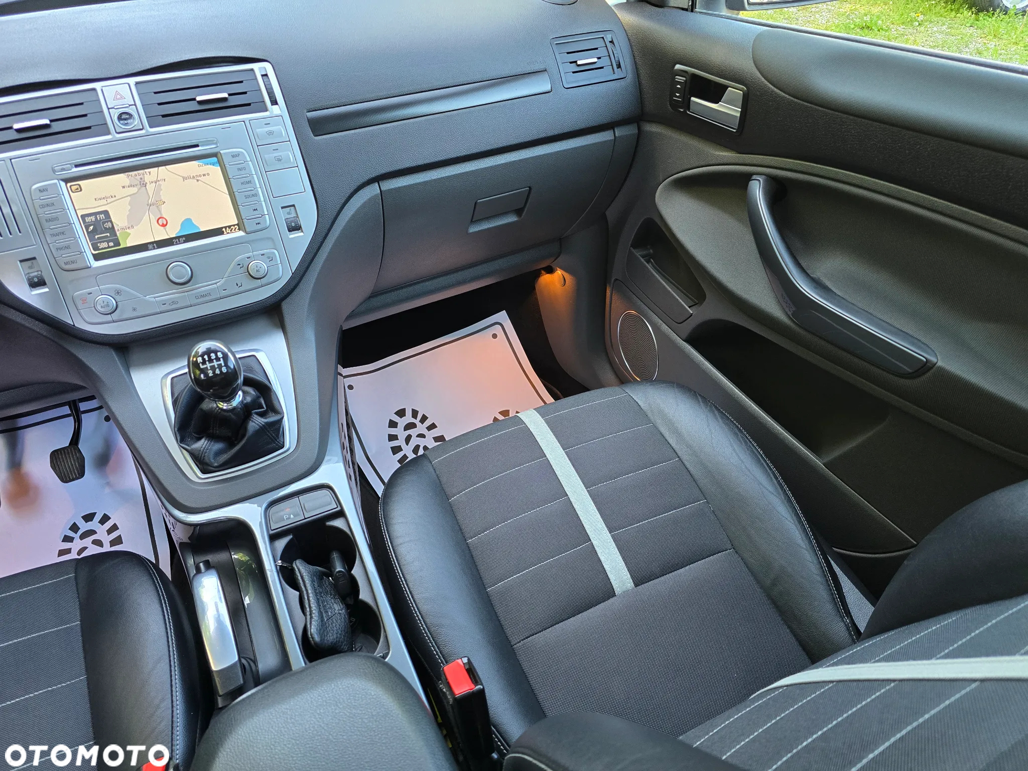 Ford Kuga 2.0 TDCi 4x4 Titanium - 23