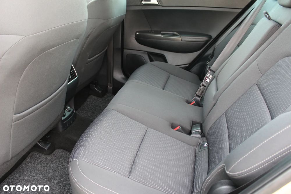 Kia Sportage 1.7 CRDI L 2WD DCT - 10