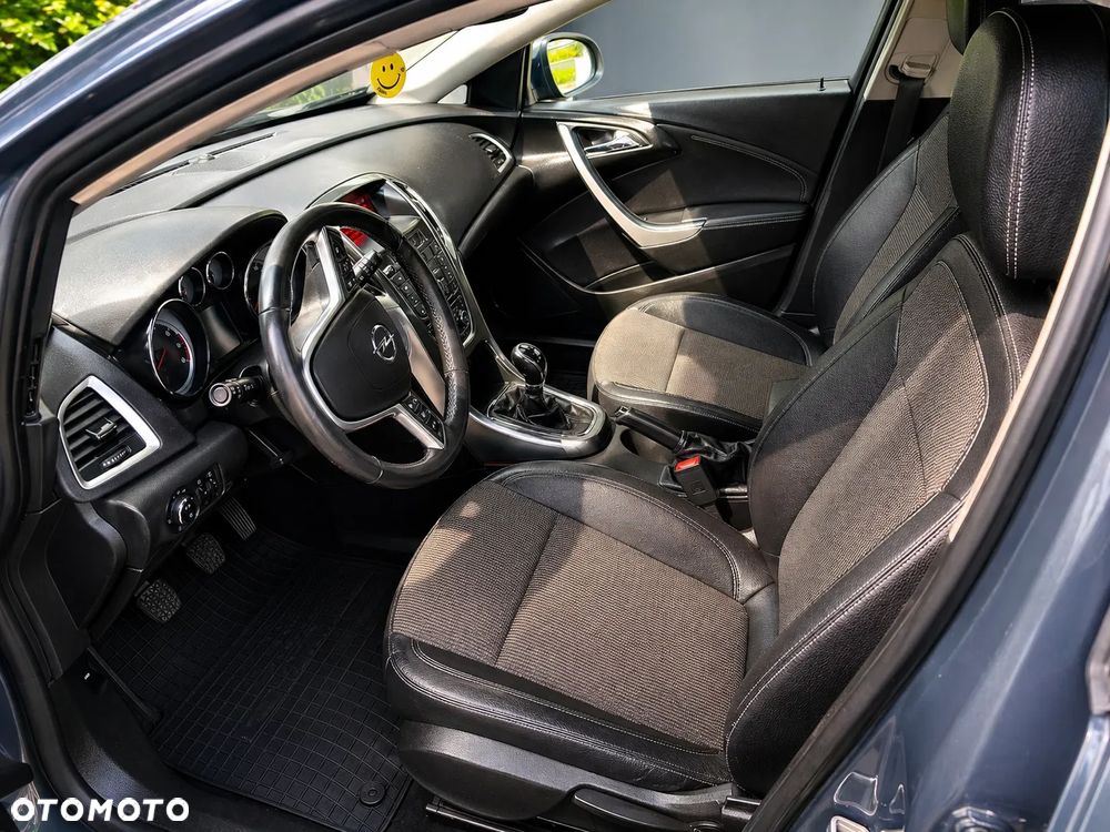 Opel Astra 1.4 T Sport - 10