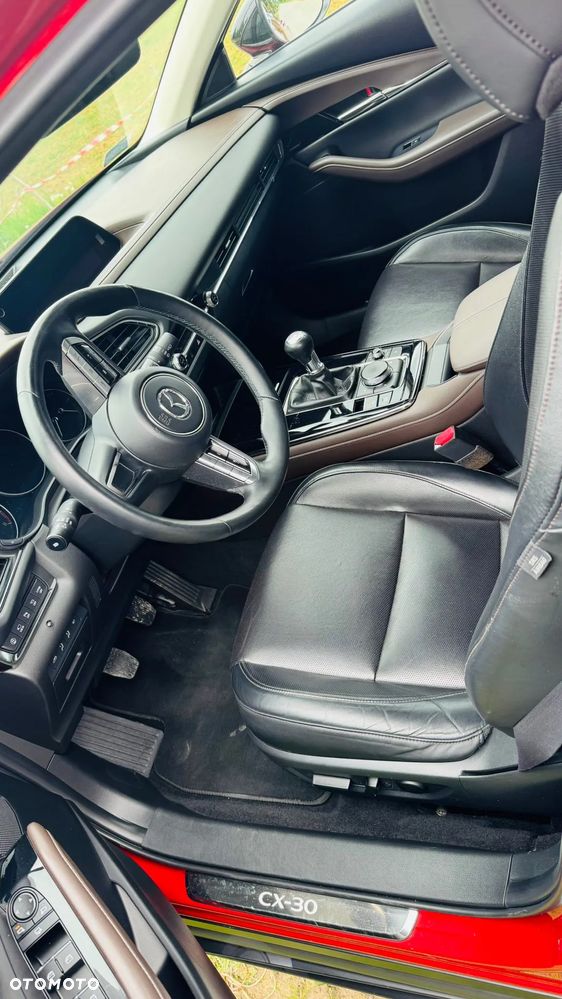 Mazda CX-30 2.0 mHEV Hikari 2WD - 17