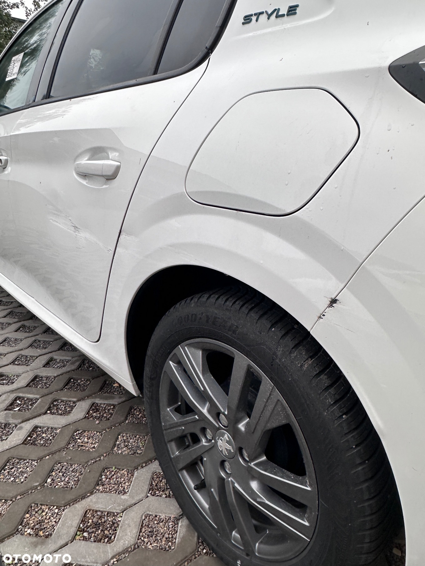 Peugeot 208 1.2 PureTech Style S&S - 18