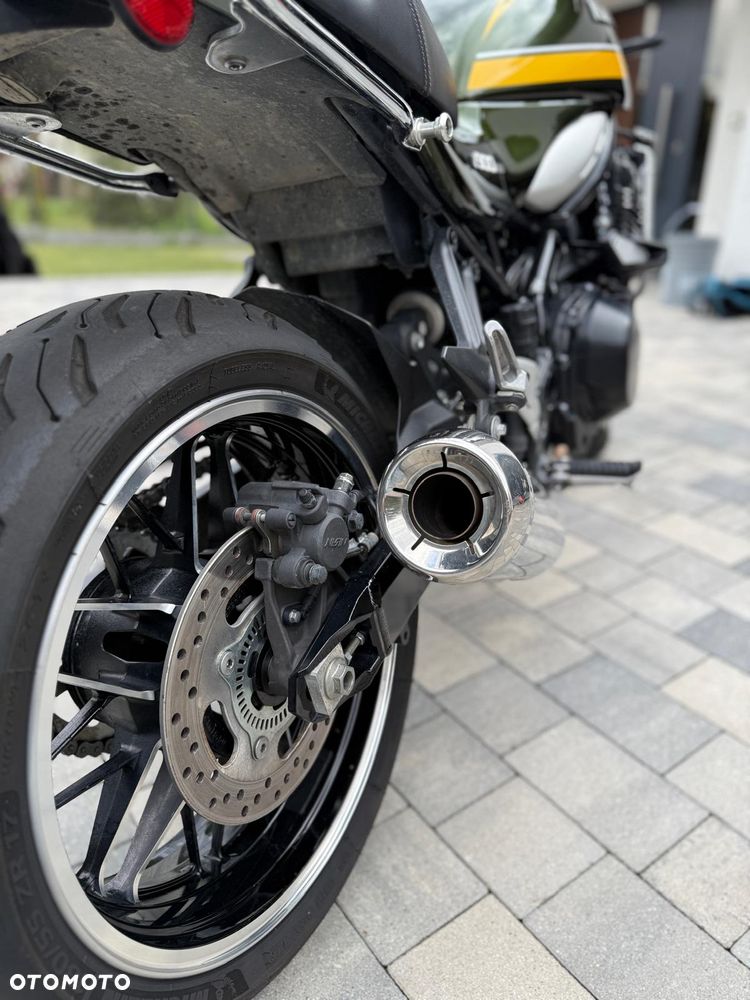 Kawasaki Z 900 RS - 18