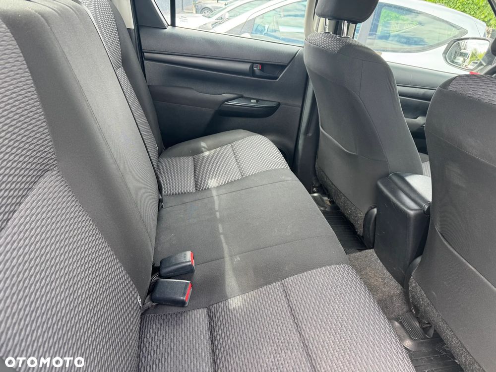 Toyota Hilux 2.4 D-4D Double Cab DL 4x4 - 15