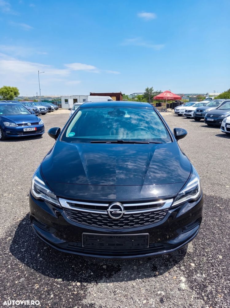 Opel Astra 1.6 CDTI ECOTEC Start/Stop Dynamic - 2