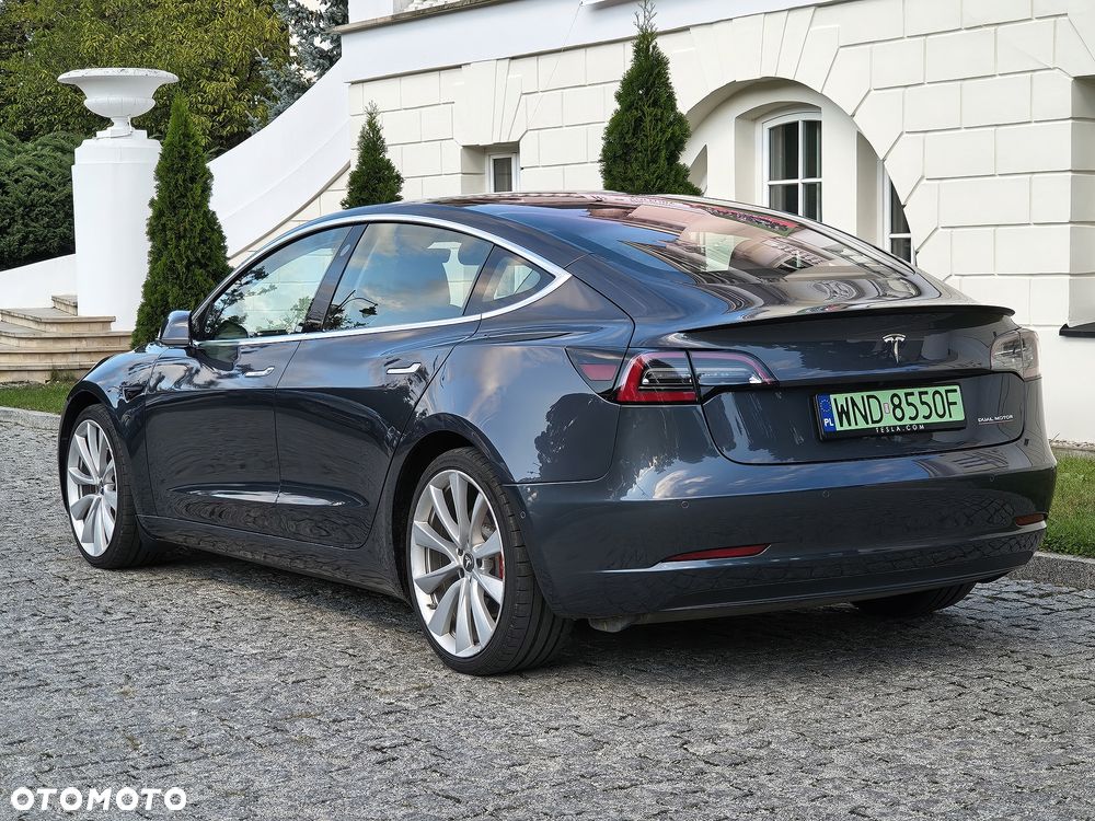 Tesla Model 3 Performance AWD - 2