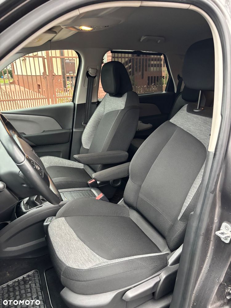 Citroën C4 SpaceTourer PureTech 110 Stop&Start FEEL - 11