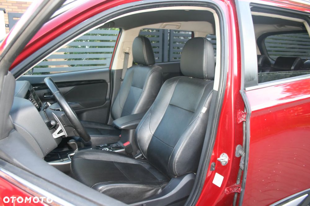 Mitsubishi Outlander 2.0 Intense 4WD CVT - 16