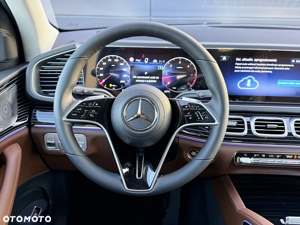 Mercedes-Benz GLE - 11