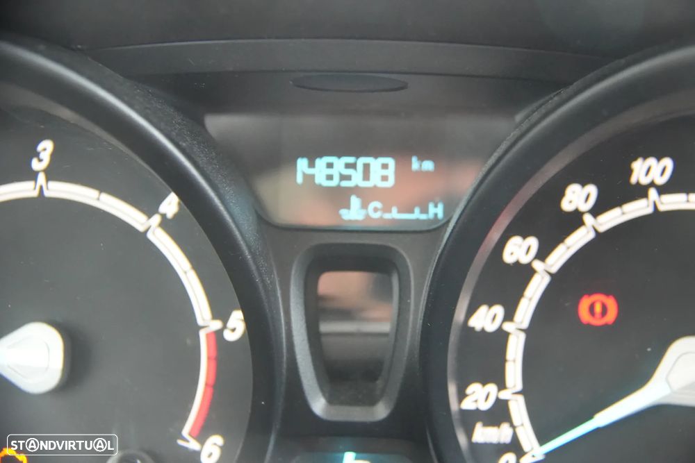 Ford Transit Courier 1.5TDCI - 14