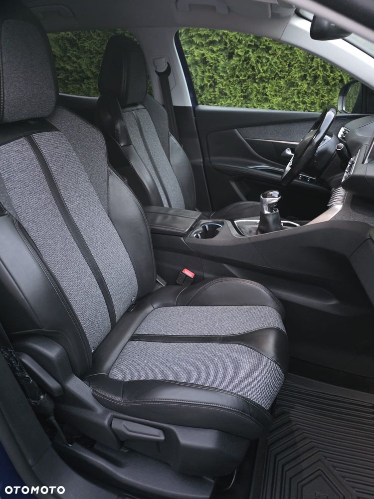 Peugeot 3008 1.2 PureTech Allure S&S - 13