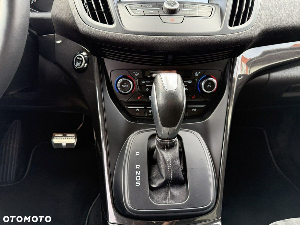 Ford Kuga 2.0 TDCi AWD ST-Line - 29