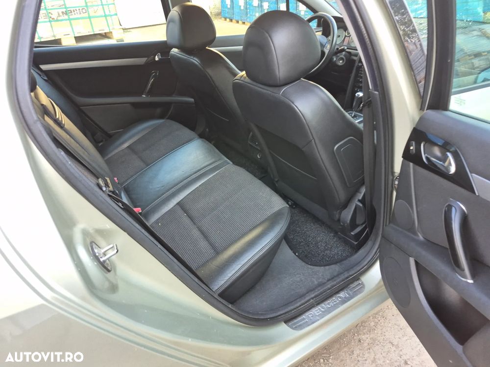 Peugeot 407 HDi 135 Automatik Business Line - 25