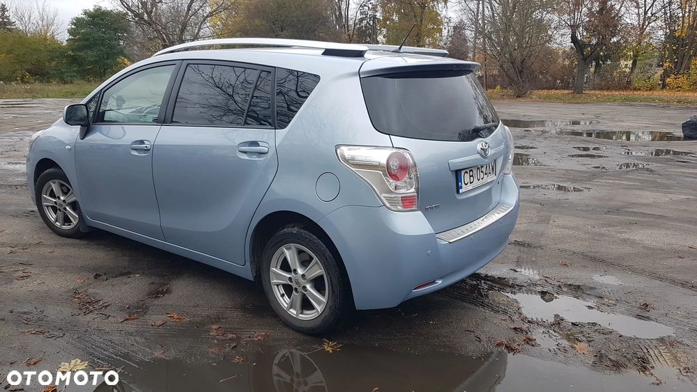 Toyota Verso 1.8 Sol 7os - 4
