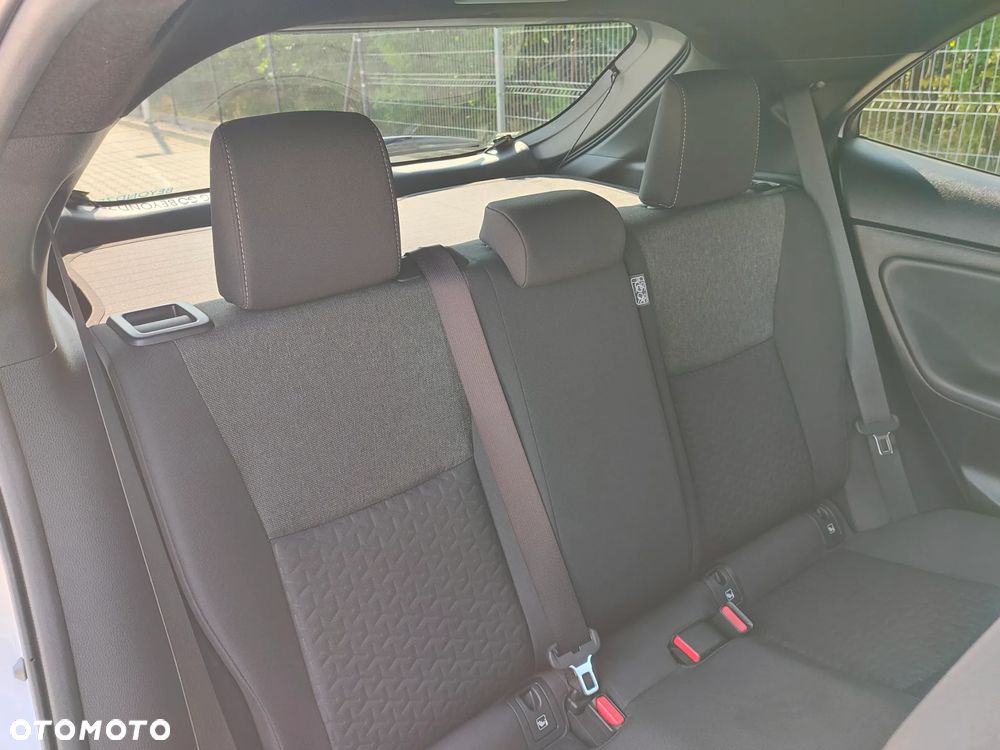 Toyota Yaris Cross Hybrid 1.5 Comfort 4x4 - 8