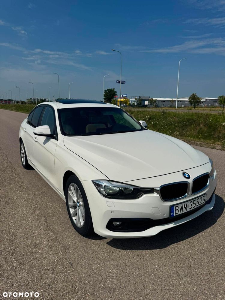 BMW Seria 3 320i xDrive - 1